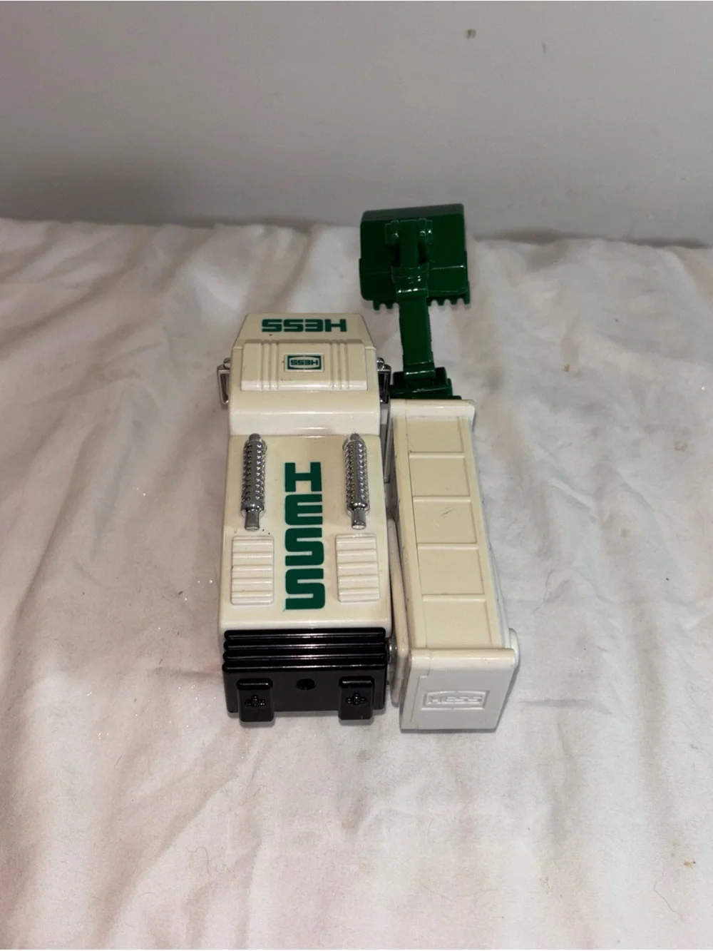Hess 2017 Toy Excavator White and Green Kids Toy Bulldozer